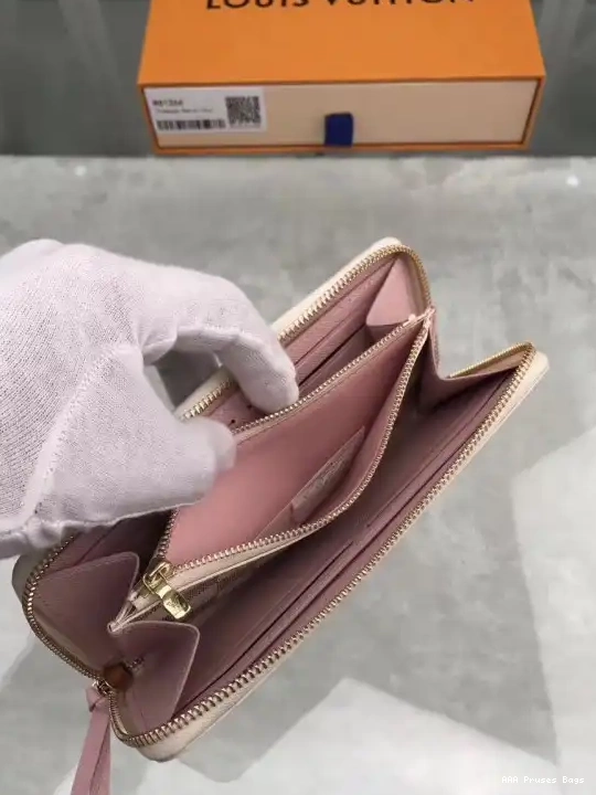 AAA Replica Ru Vuitton Louis CLEMENCE WALLET 0620